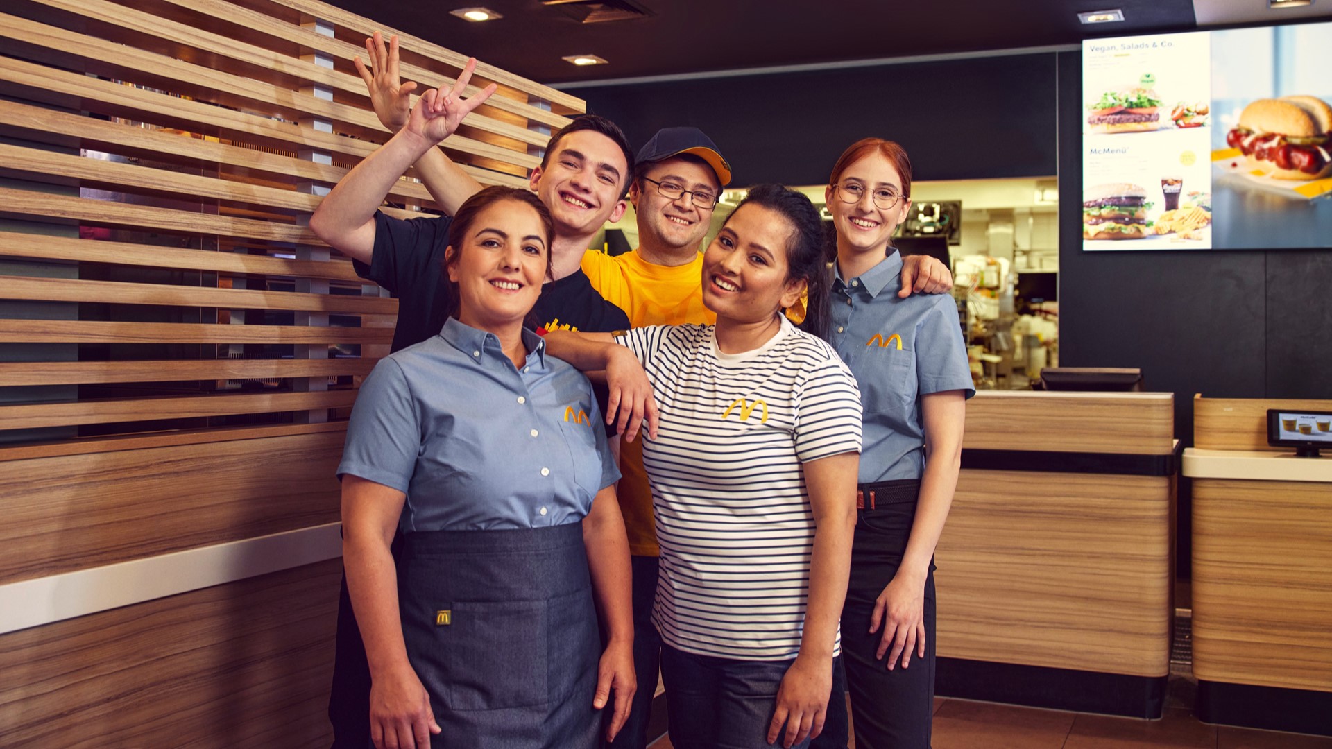 #JobsWieDu: McDonalds Deutschland will mit einer neuen Employer-Branding-Kampagne zeigen, wie vielfltig und attraktiv die Arbeit fr das Unternehmen ist - Quelle: McDonald's 